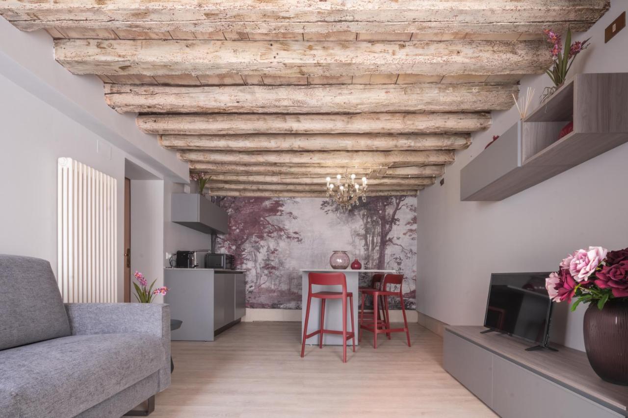 Apartment San Pietro Cozy R&r *